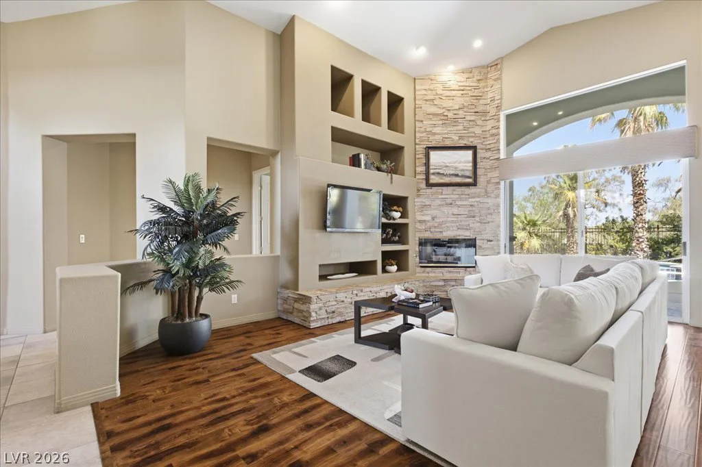 10009 Sienna Peak, Las Vegas, NV 89144