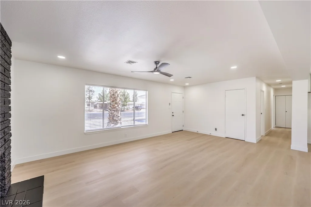5913 Alta, Las Vegas, NV 89107