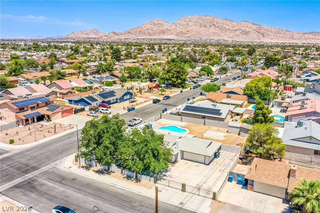 4715 Idaho, Las Vegas, NV 89104