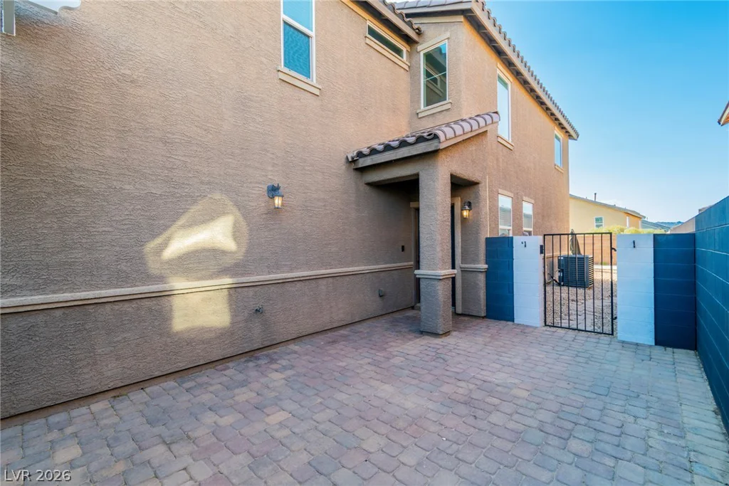 124 Country River, Henderson, NV 89011