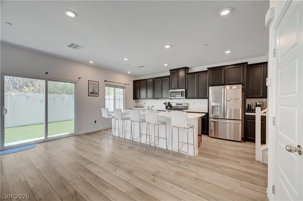 7204 Decatur, Las Vegas, NV 89131