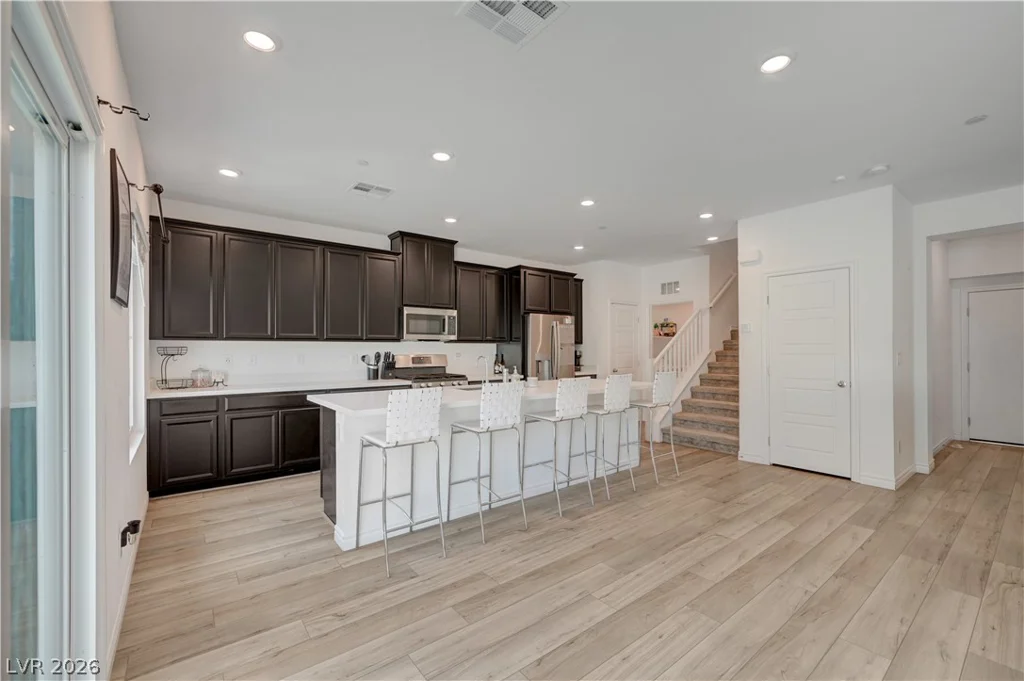 7204 Decatur, Las Vegas, NV 89131