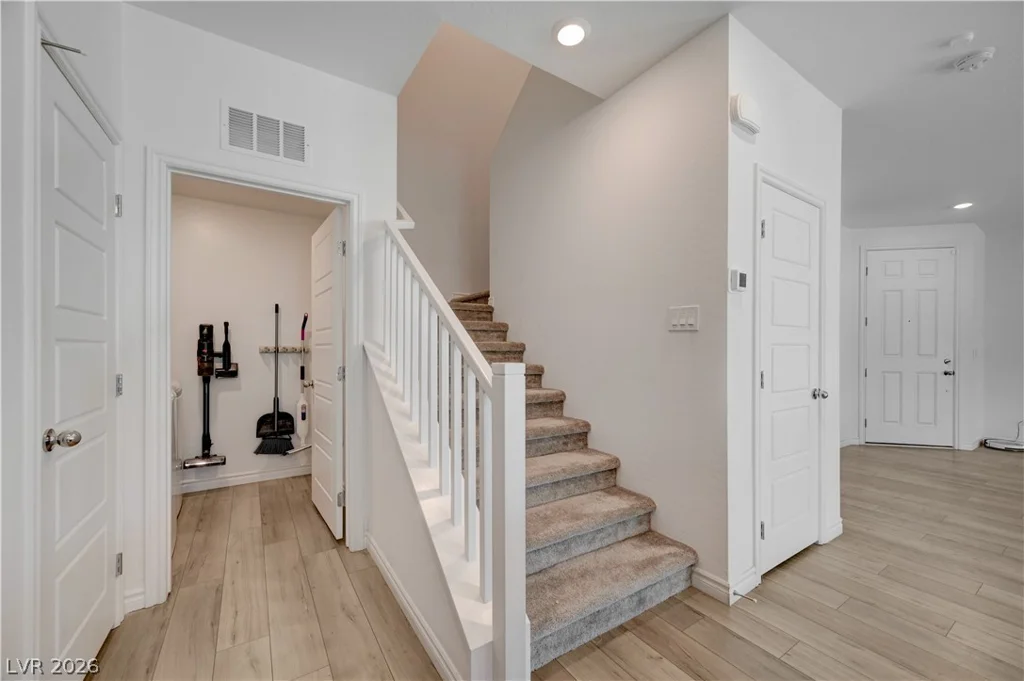 7204 Decatur, Las Vegas, NV 89131