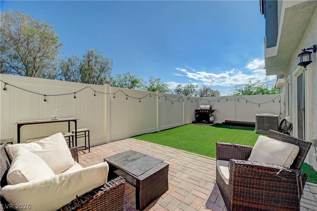 7204 Decatur, Las Vegas, NV 89131