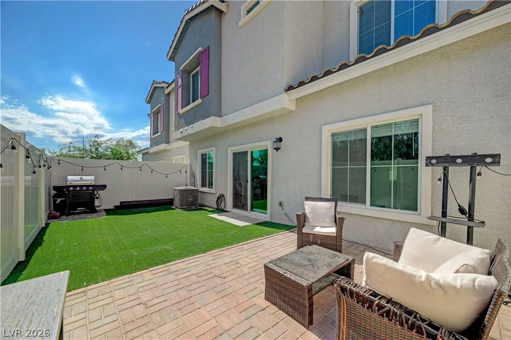 7204 Decatur, Las Vegas, NV 89131