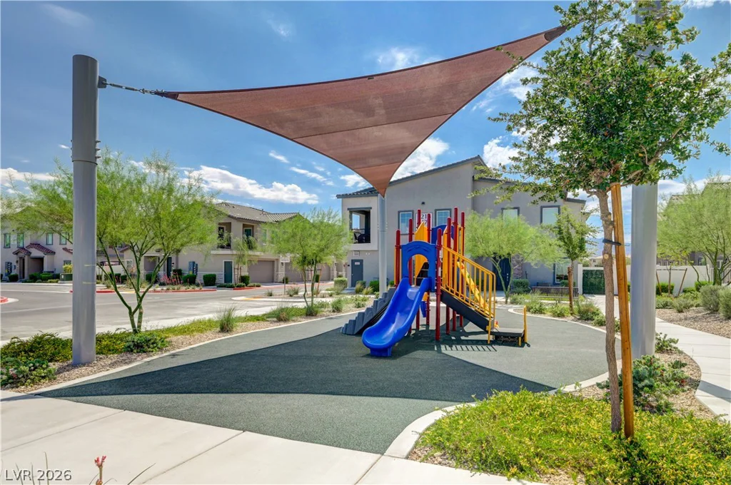 7204 Decatur, Las Vegas, NV 89131