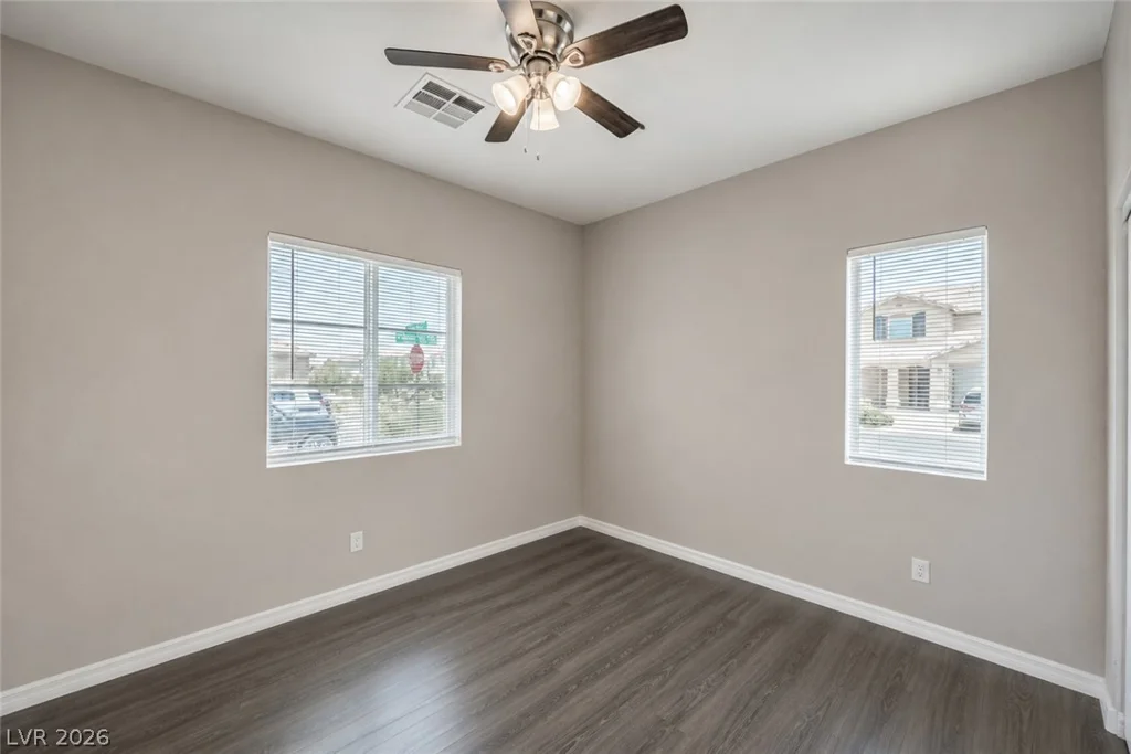 8025 Ancient Oaks, Las Vegas, NV 89113