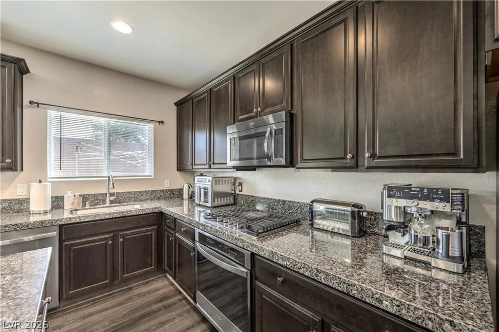 8025 Ancient Oaks, Las Vegas, NV 89113