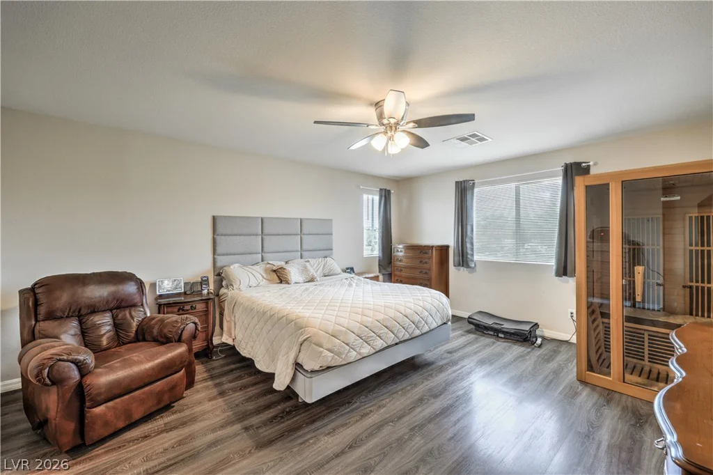 8025 Ancient Oaks, Las Vegas, NV 89113
