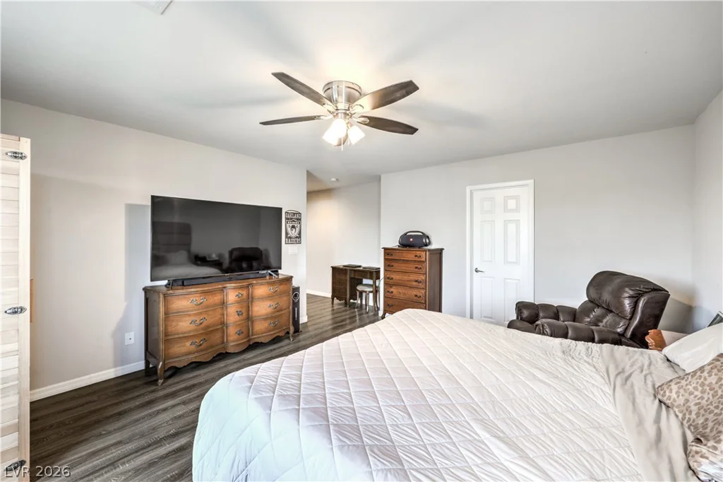 8025 Ancient Oaks, Las Vegas, NV 89113