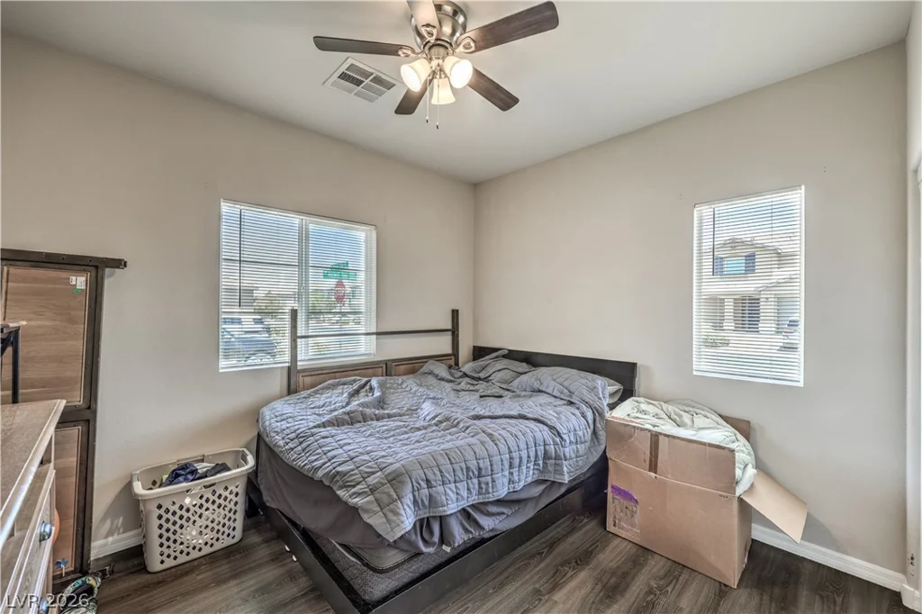 8025 Ancient Oaks, Las Vegas, NV 89113
