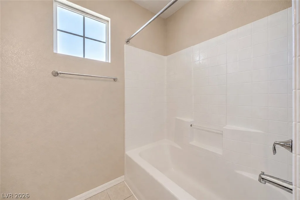 8025 Ancient Oaks, Las Vegas, NV 89113