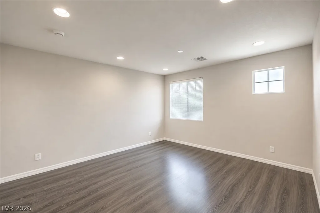 8025 Ancient Oaks, Las Vegas, NV 89113