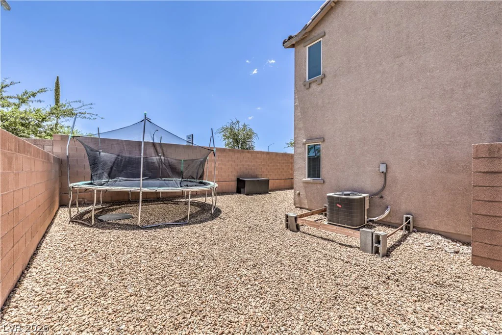 8025 Ancient Oaks, Las Vegas, NV 89113