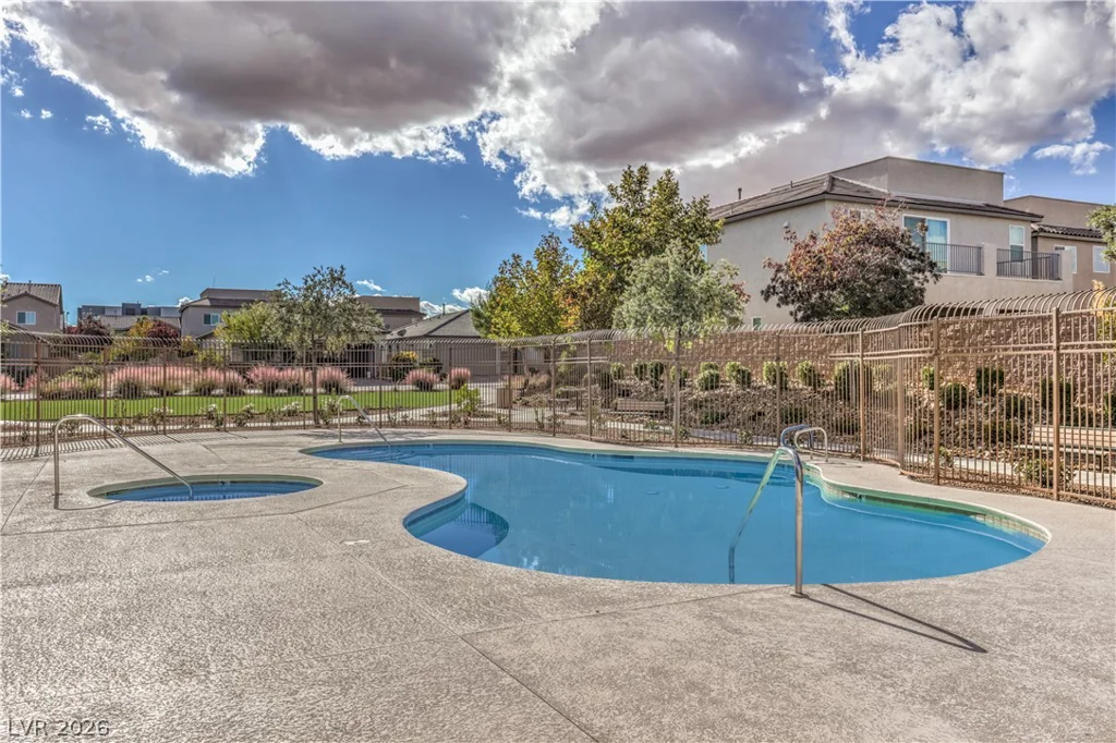 8025 Ancient Oaks, Las Vegas, NV 89113