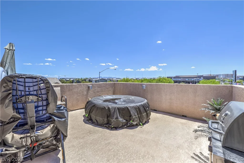 8025 Ancient Oaks, Las Vegas, NV 89113