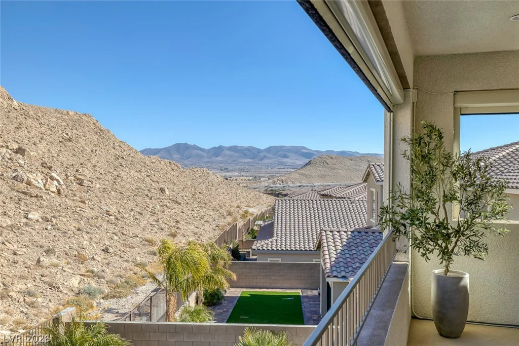 3998 Montone, Las Vegas, NV 89141