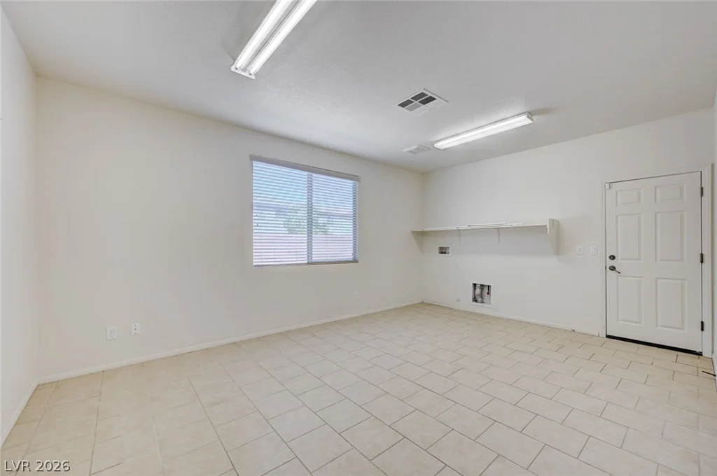 6637 Cliff Shore, North Las Vegas, NV 89084