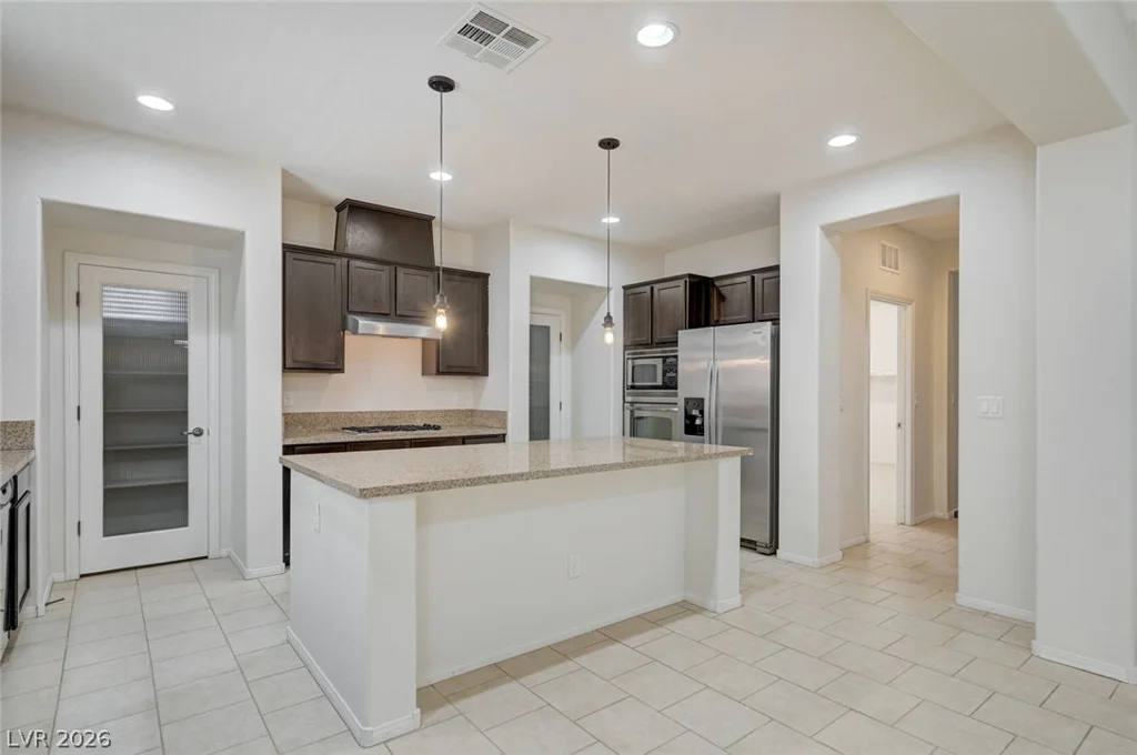 6637 Cliff Shore, North Las Vegas, NV 89084