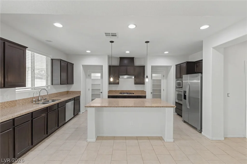 6637 Cliff Shore, North Las Vegas, NV 89084