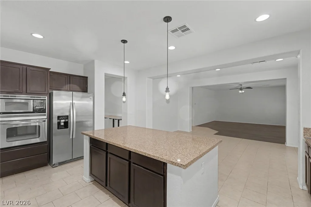 6637 Cliff Shore, North Las Vegas, NV 89084