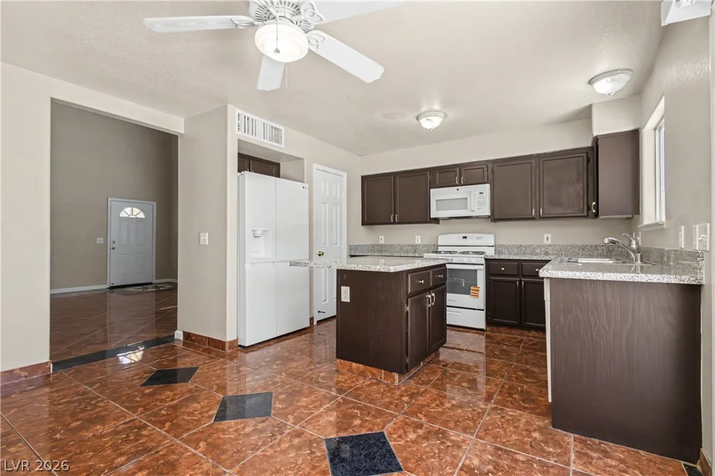 7420 Hickory Hills, Las Vegas, NV 89130