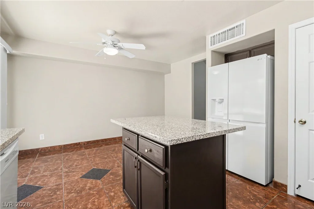 7420 Hickory Hills, Las Vegas, NV 89130