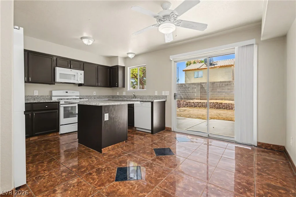 7420 Hickory Hills, Las Vegas, NV 89130