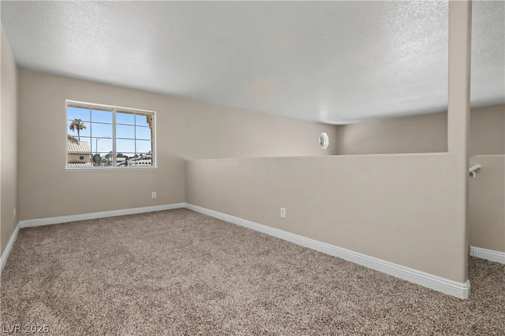 7420 Hickory Hills, Las Vegas, NV 89130