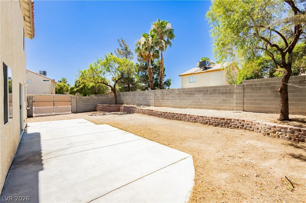7420 Hickory Hills, Las Vegas, NV 89130