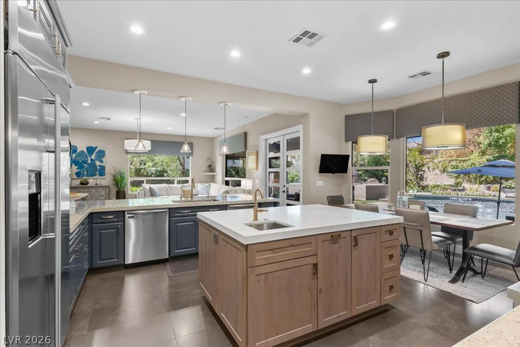 2985 American River, Las Vegas, NV 89135