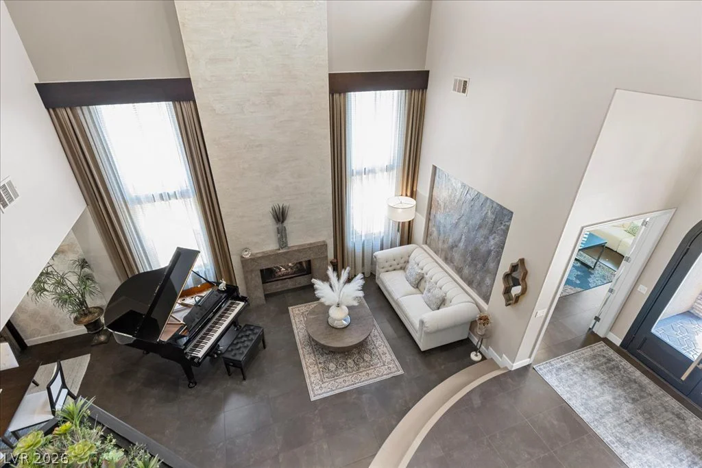 2985 American River, Las Vegas, NV 89135