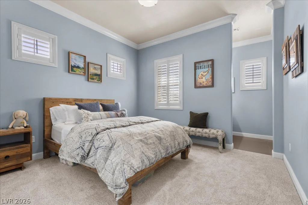 2985 American River, Las Vegas, NV 89135
