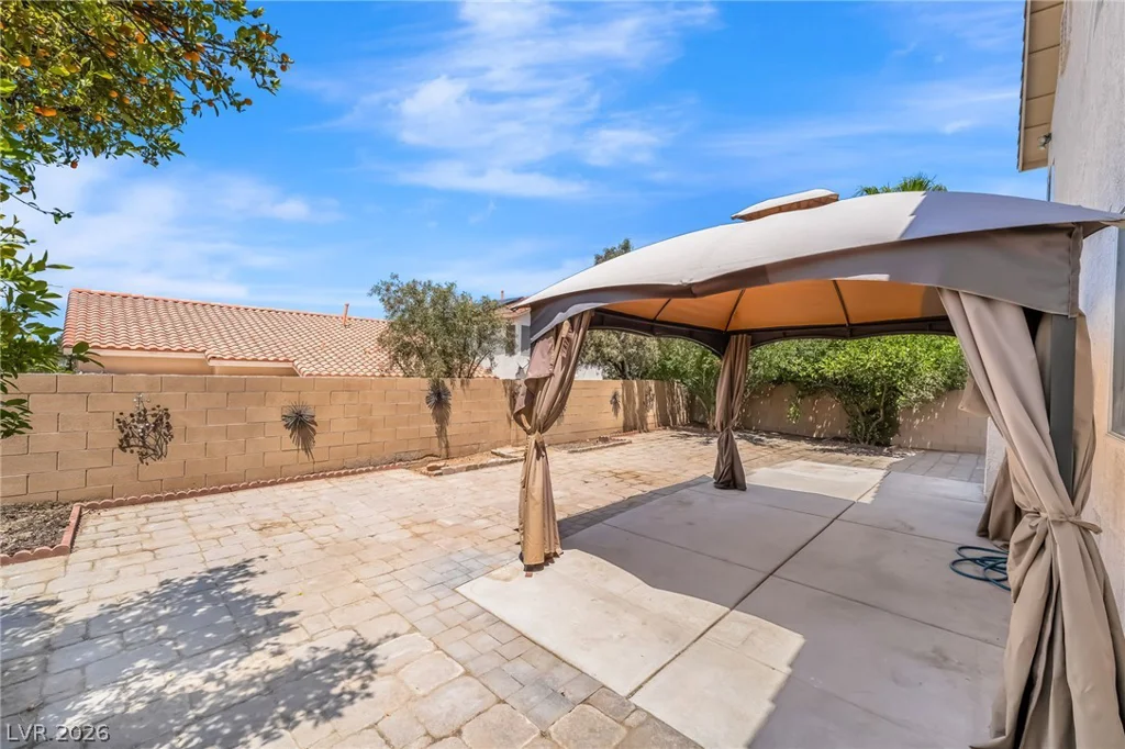 1884 Silver Bough, Las Vegas, NV 89183