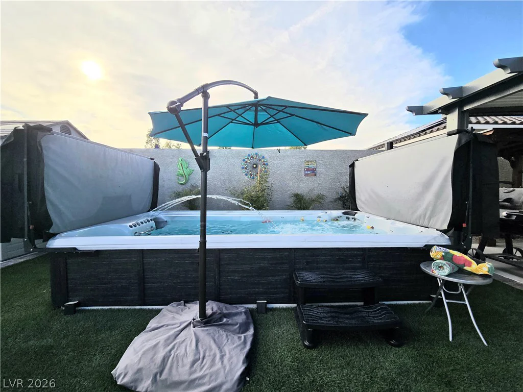 9743 Newcastle Spring, Las Vegas, NV 89178