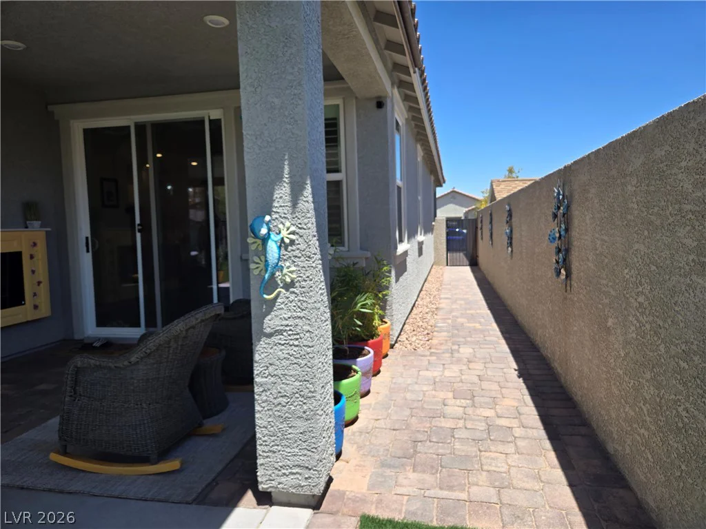 9743 Newcastle Spring, Las Vegas, NV 89178