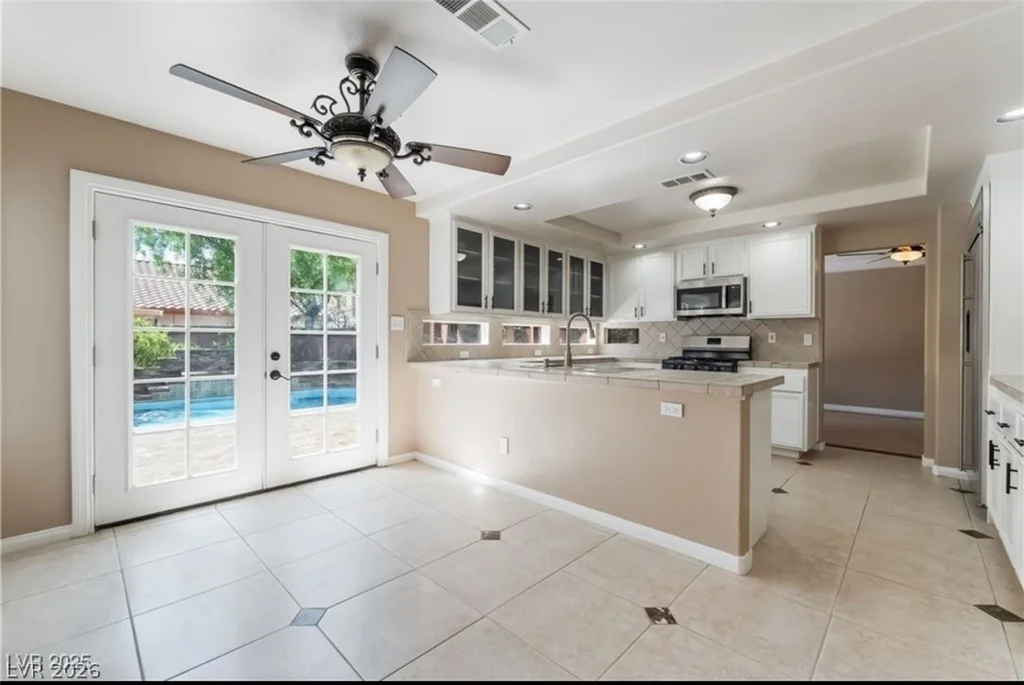 6657 Shadow Cove, Las Vegas, NV 89139