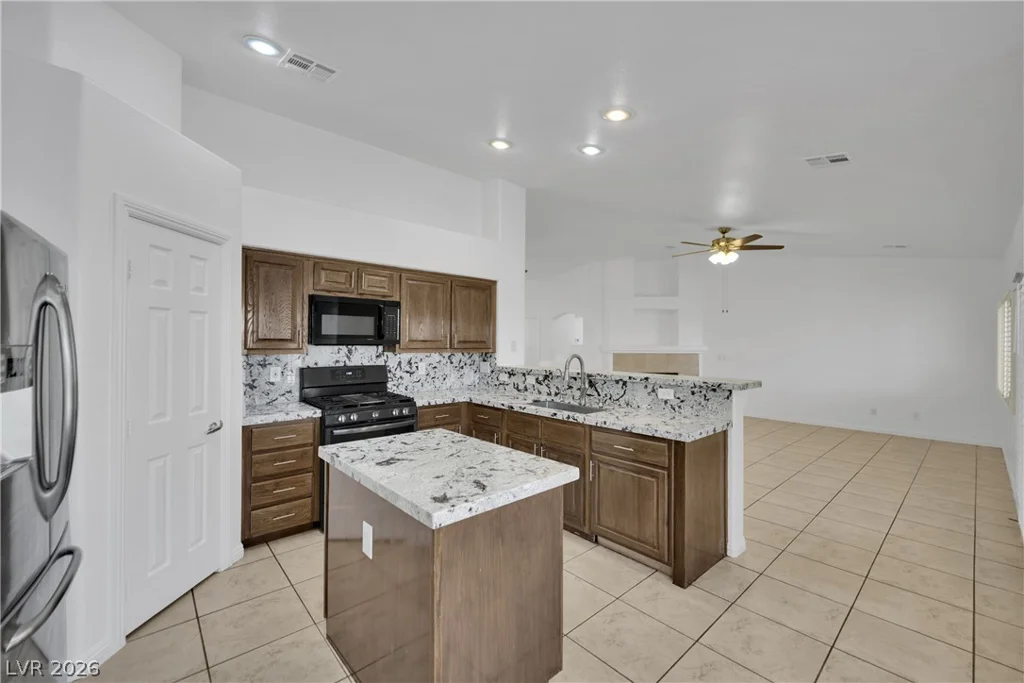 8954 Frasure Falls, Las Vegas, NV 89178