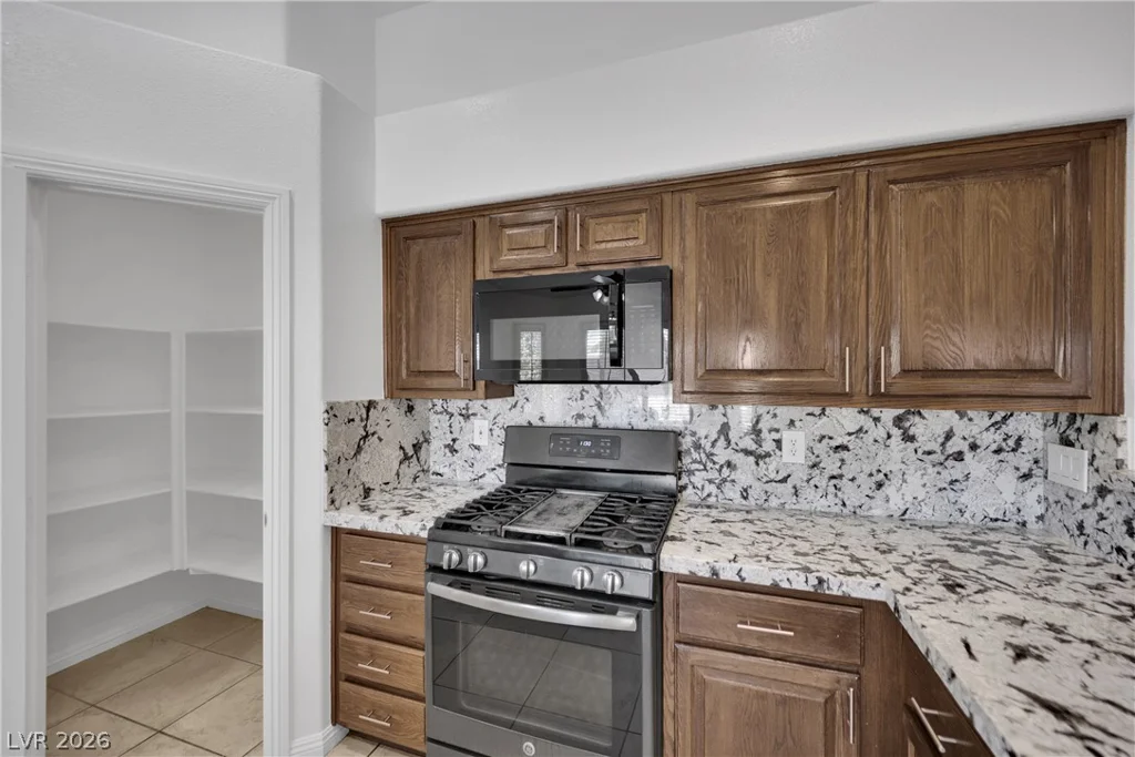8954 Frasure Falls, Las Vegas, NV 89178