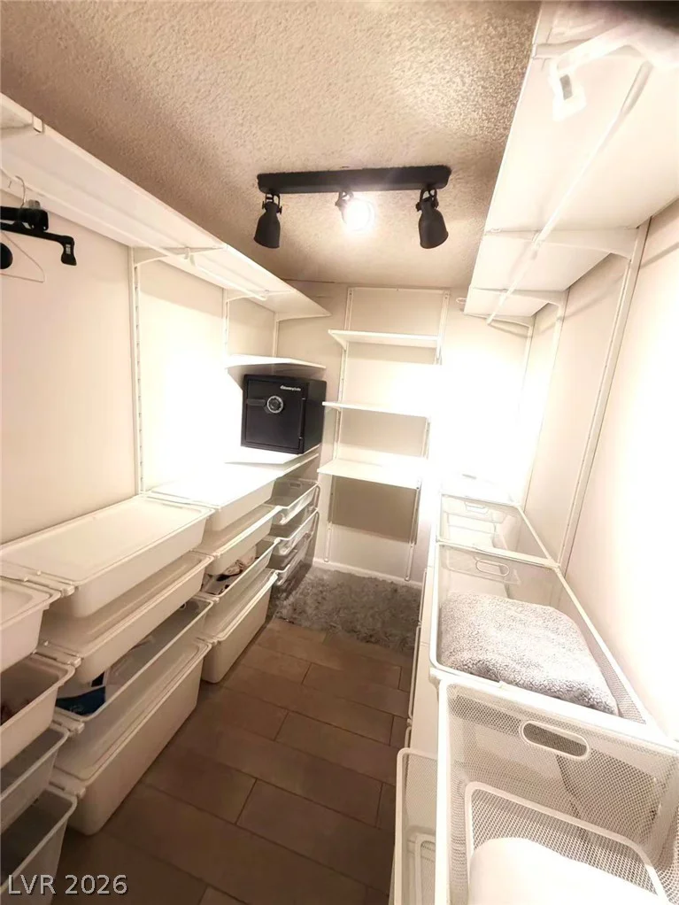 205 Harmon, Las Vegas, NV 89169