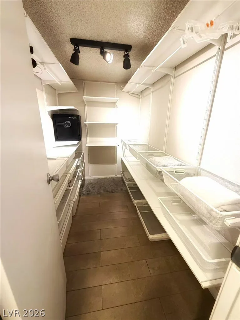 205 Harmon, Las Vegas, NV 89169