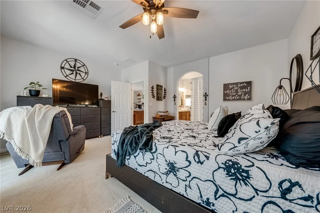 6125 River Belle, North Las Vegas, NV 89031