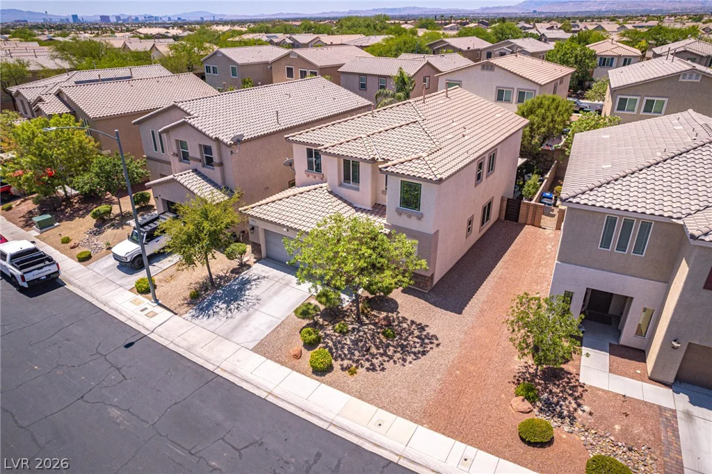 6125 River Belle, North Las Vegas, NV 89031