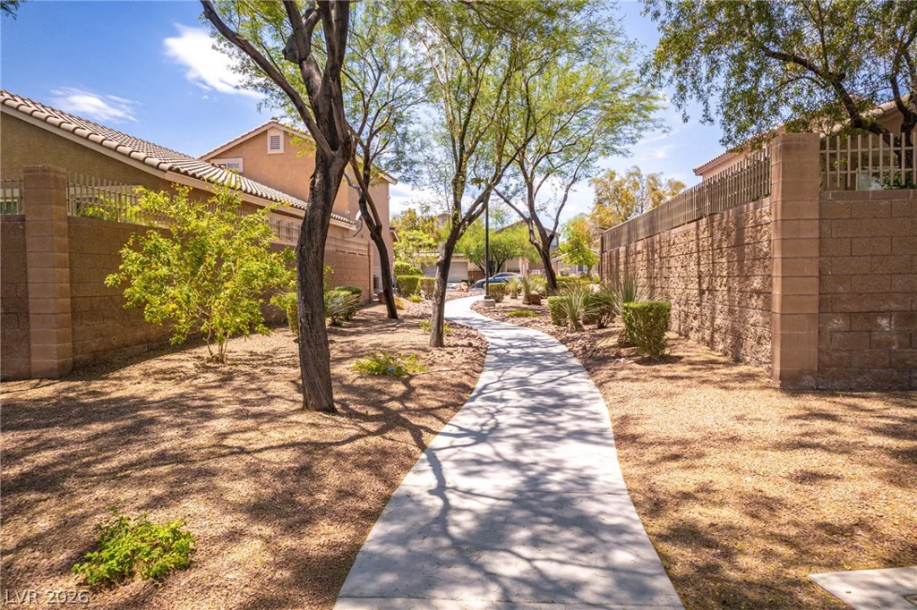 6125 River Belle, North Las Vegas, NV 89031