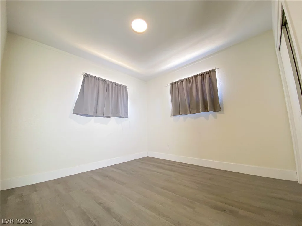 5224 Glen Eagles, Las Vegas, NV 89108