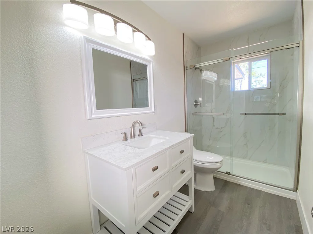 5224 Glen Eagles, Las Vegas, NV 89108