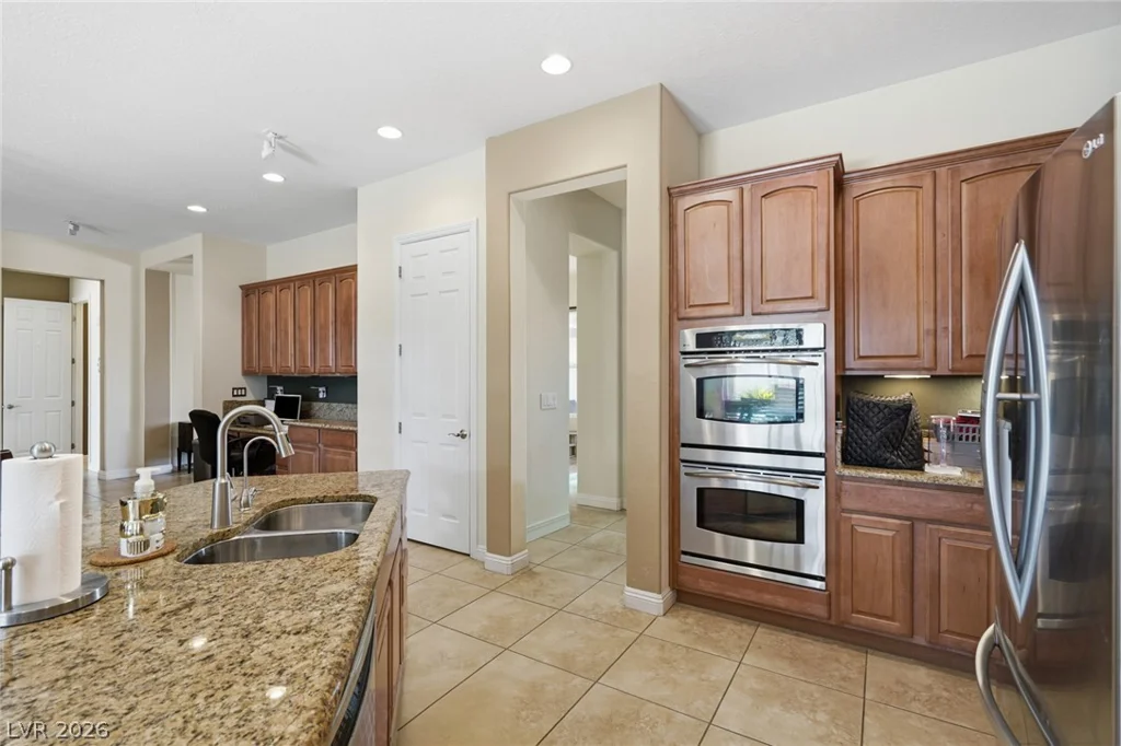 8615 Mayport, Las Vegas, NV 89131