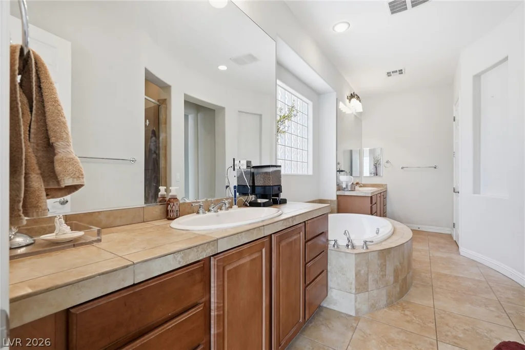 8615 Mayport, Las Vegas, NV 89131