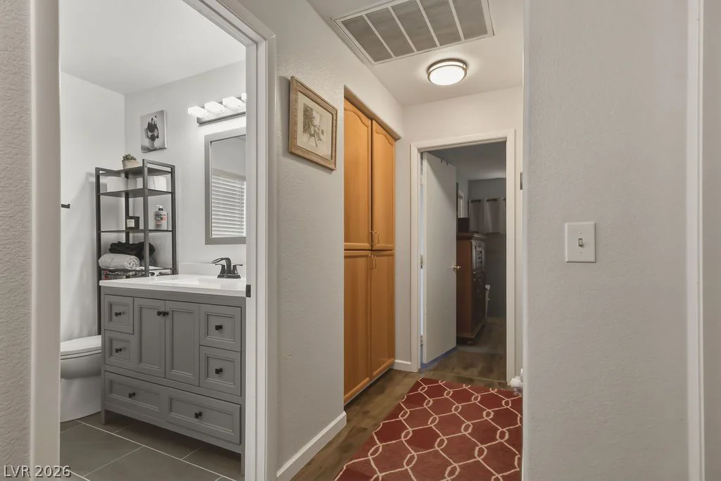 3328 Cheltenham, Las Vegas, NV 89129