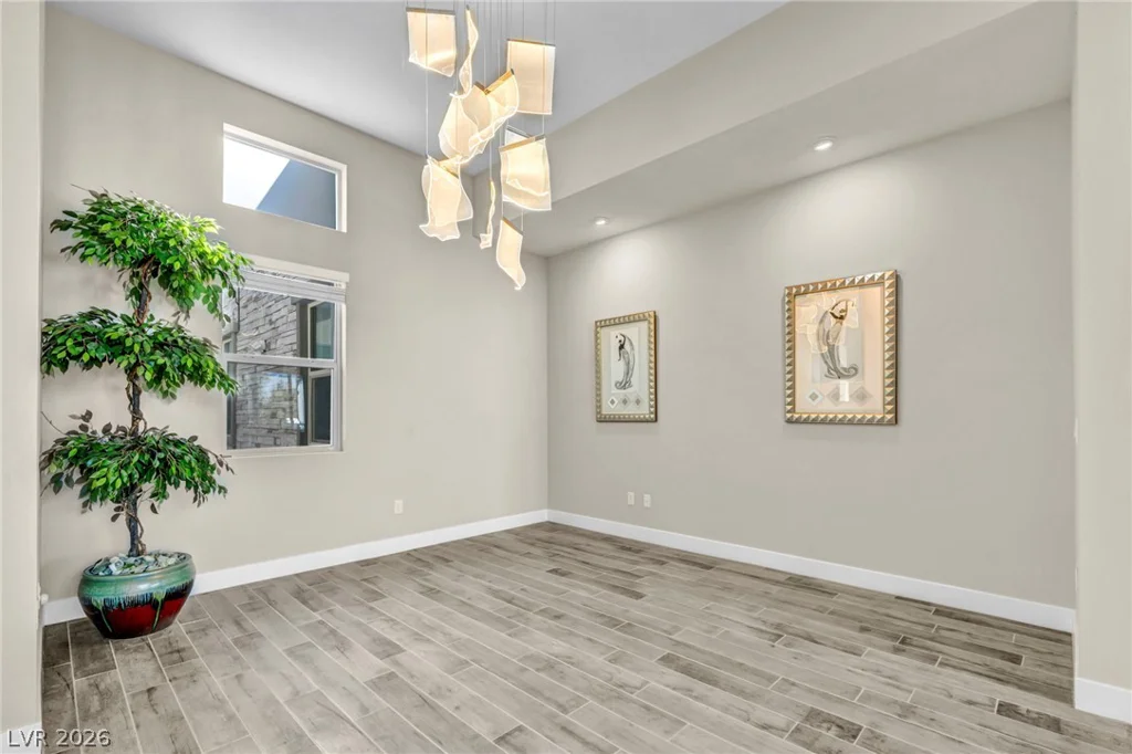 6184 Willow Rock, Las Vegas, NV 89135